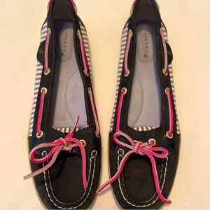 Sperry’s size 10. NWOT. Never worn!